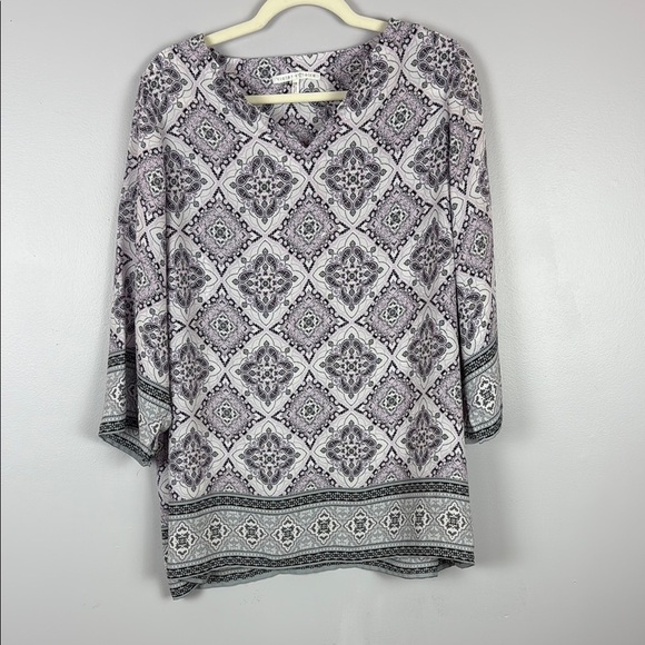 Violet & Claire Lilac Black and White 3/4 Sleeves Graphic Tunic Top Size 1X - Picture 2 of 11